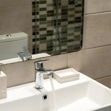 아파트 Hh Summer 로갈라스